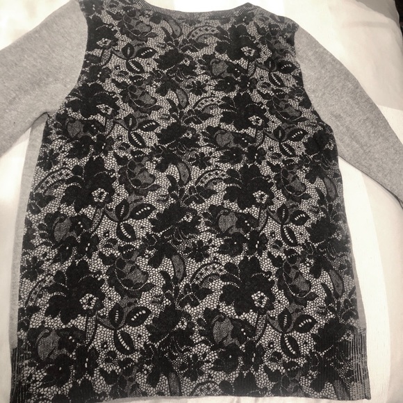 100% Cashmere Sweater- Gray and Black- Small - Picture 2 of 3